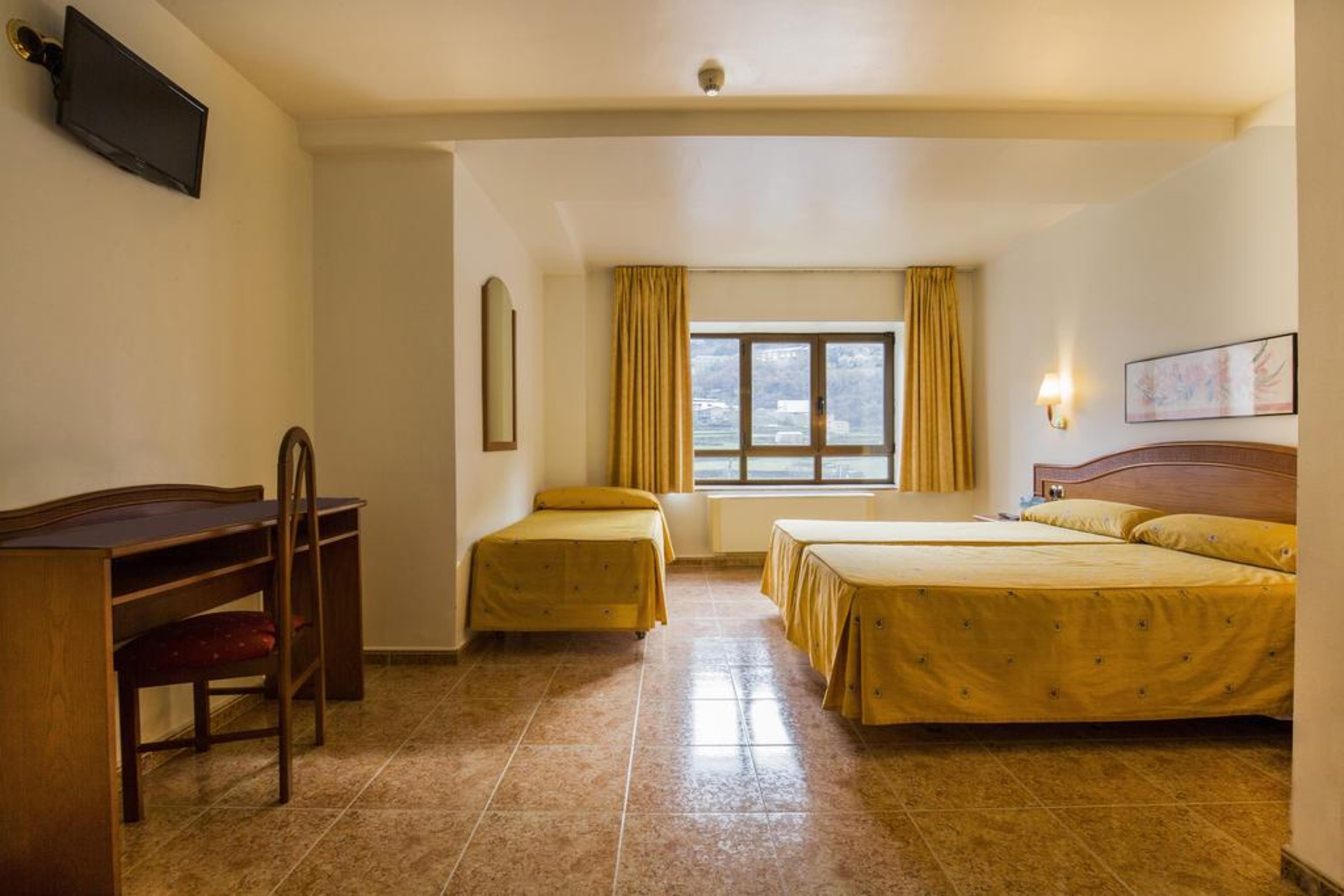 Hotel Cervol Андора ла Веля Екстериор снимка