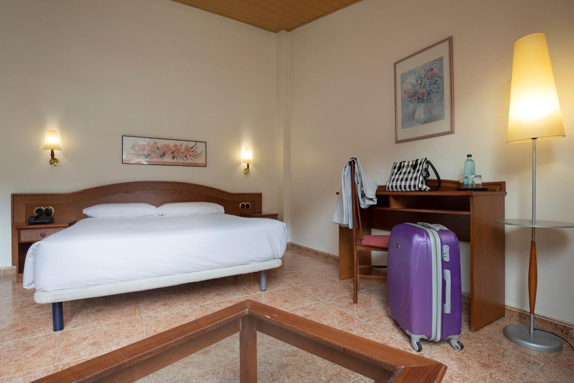 Hotel Cervol Андора ла Веля Екстериор снимка